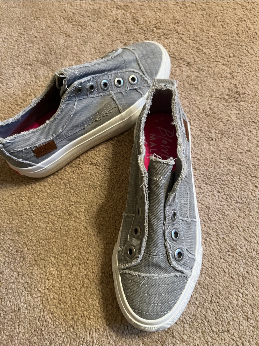 Blowfish Women's Gray Canvas Sneaker with Pink Outsole